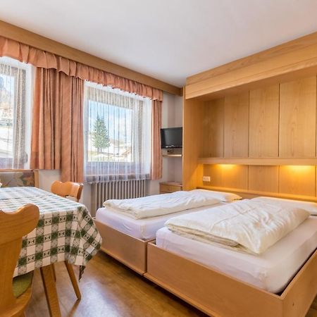 Aparthotel Garnì Tlisüra La Villa  Exterior foto